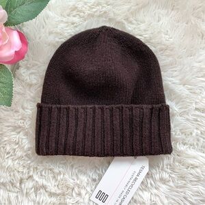 NEW Tesma Cashmere Knit Unisex Beanie Hat Sustainably made in Italy NWT Brown